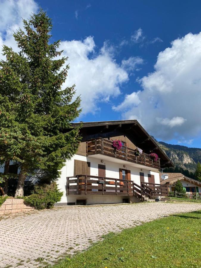Chalet Relax Pozza di Fassa Esterno foto