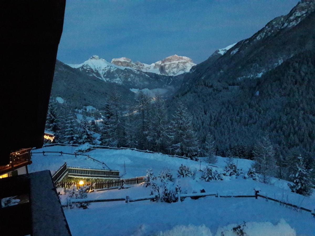Chalet Relax Pozza di Fassa Esterno foto
