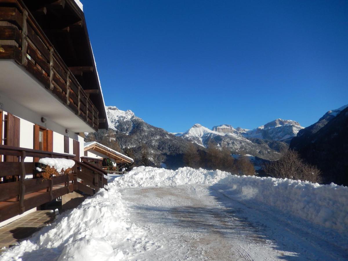 Chalet Relax Pozza di Fassa Esterno foto