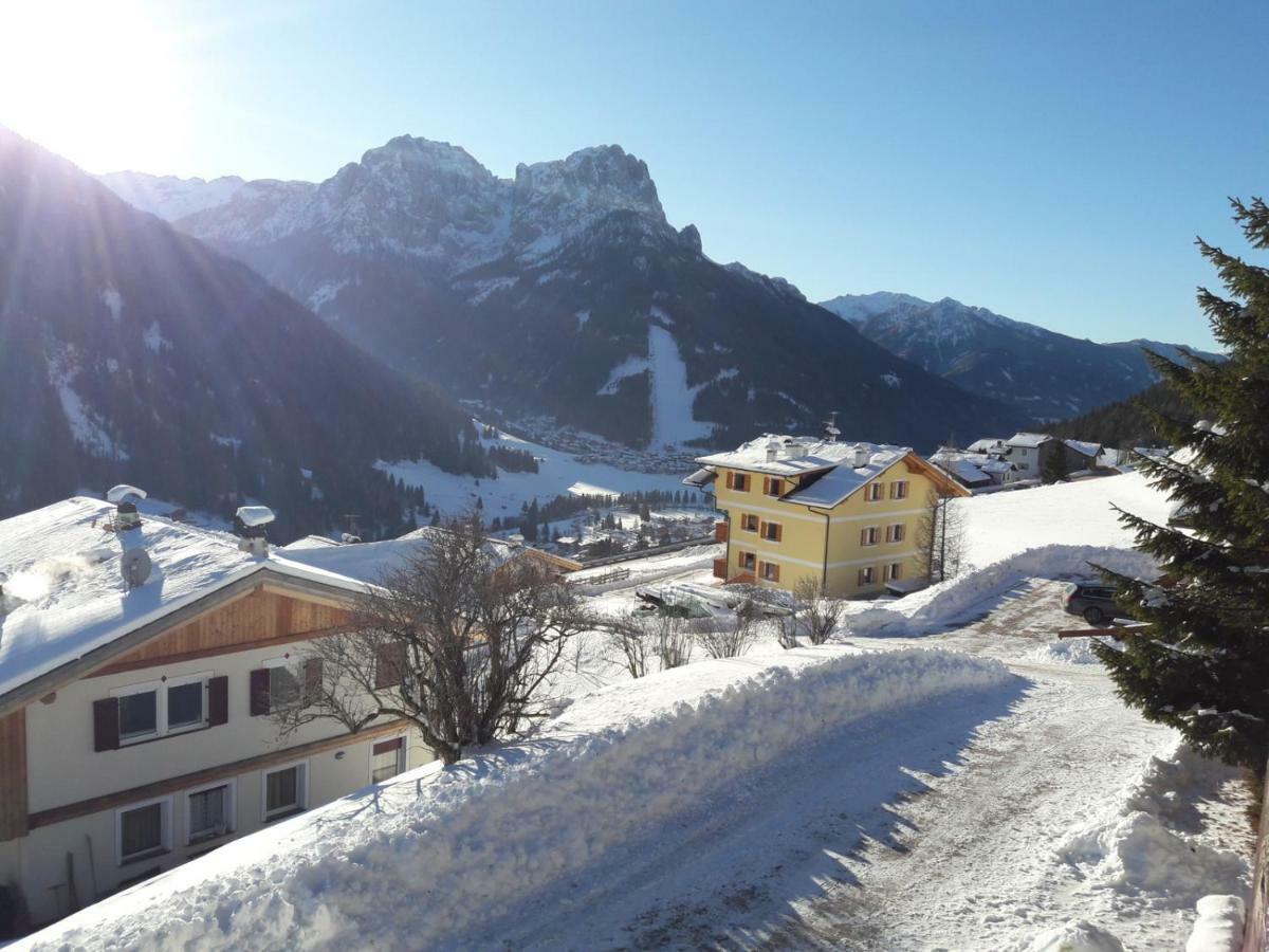 Chalet Relax Pozza di Fassa Esterno foto